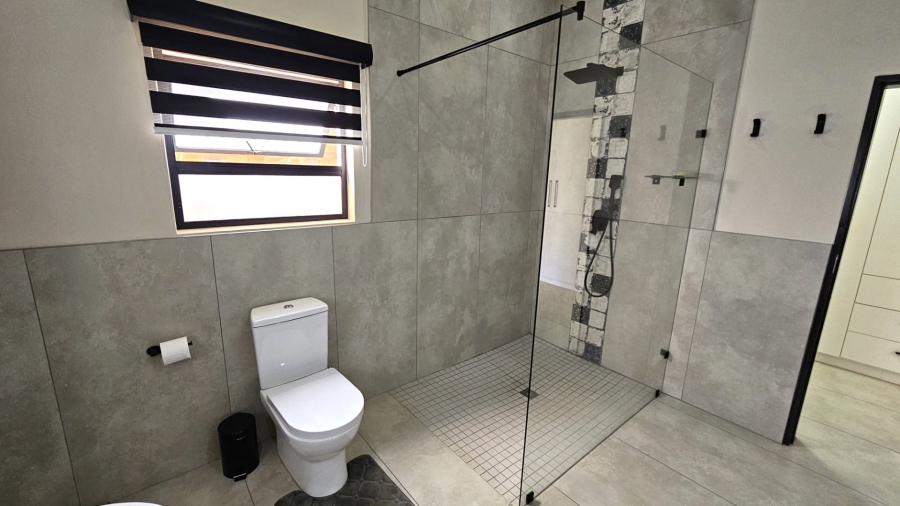 3 Bedroom Property for Sale in Meerhof North West